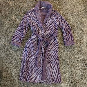 Body Touch Lounge purple robe
